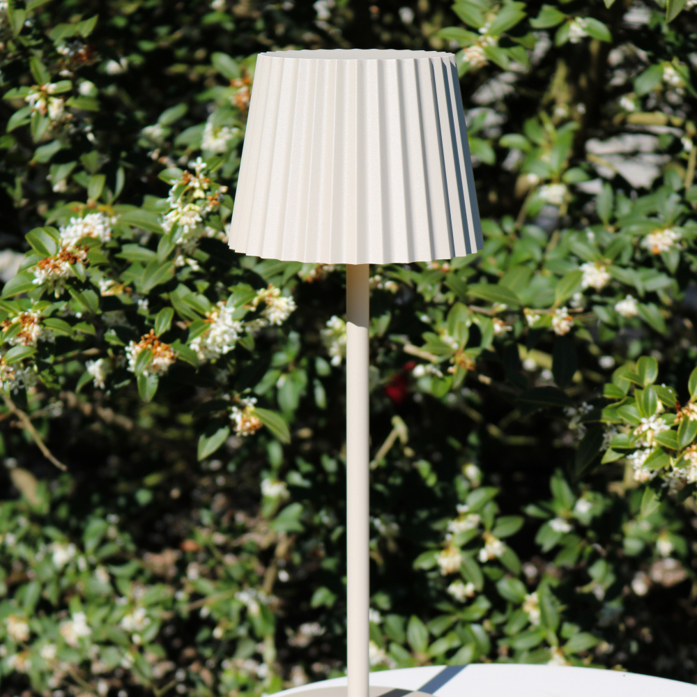 Dobíjecí stolní stmívatelná LED venkovní lampa Lucide JUSTINE - 1x2W 2700K – IP54 – S bezdrátovou nabíjecí podložkou – krémová